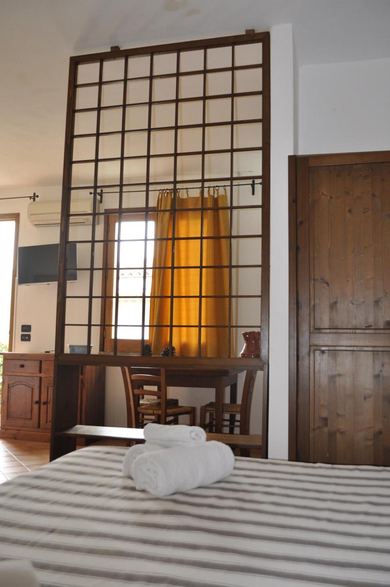 Hotel Borgo San Francesco à Gioiosa Marea Extérieur photo